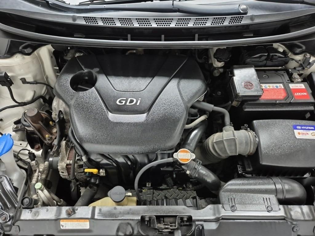 2011 HYUNDAI AVANTE MD 