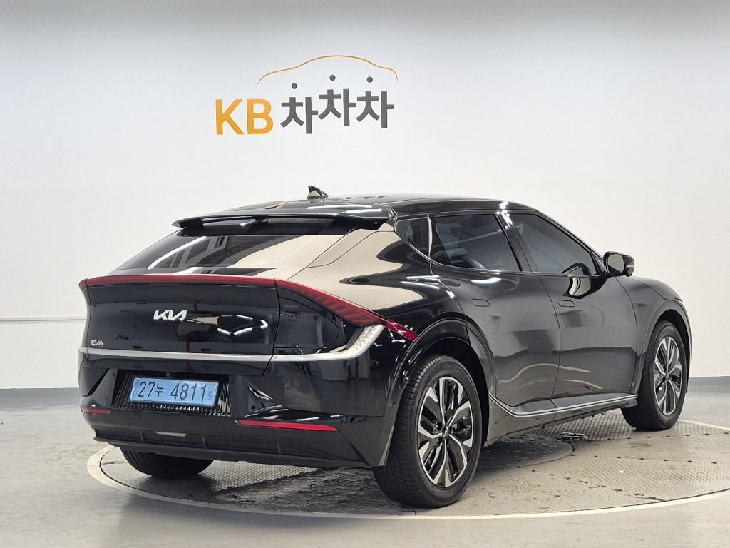 2022 KIA EV6 