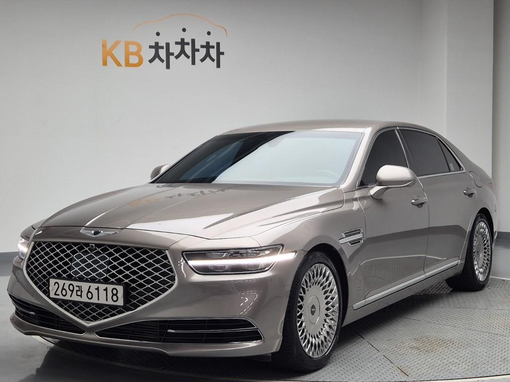 2019 GENESIS G90 