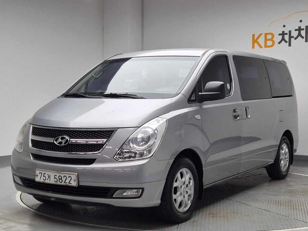 2012 HYUNDAI GRAND STAREX 