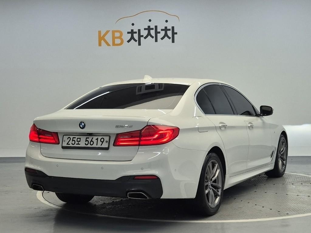 2018 BMW 5 SERIES (7Gen) 