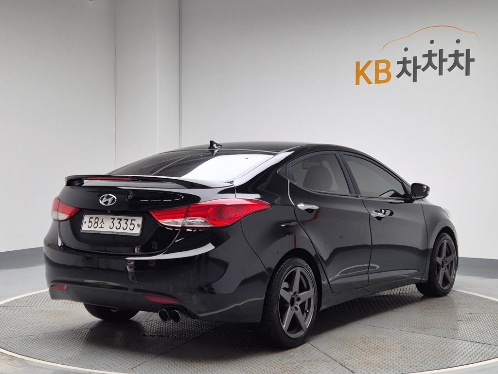 2013 HYUNDAI AVANTE MD 