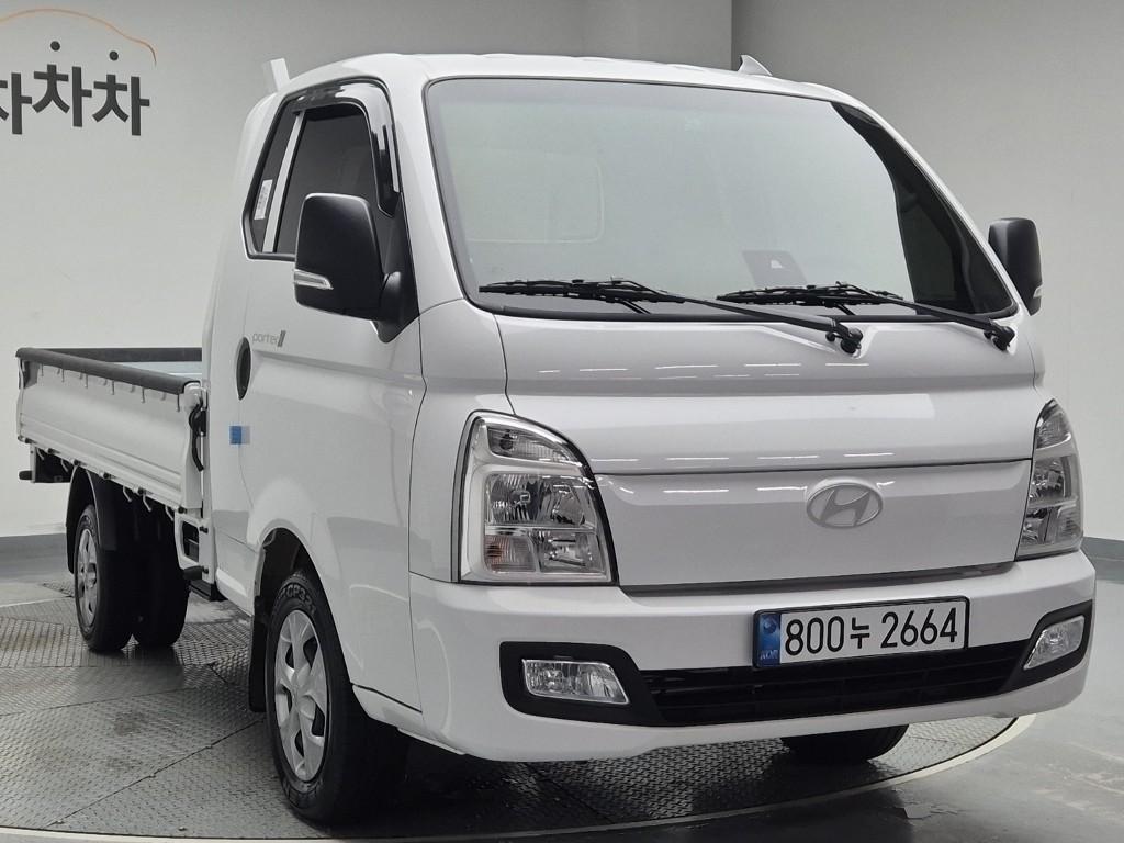 2025 HYUNDAI PORTER II 