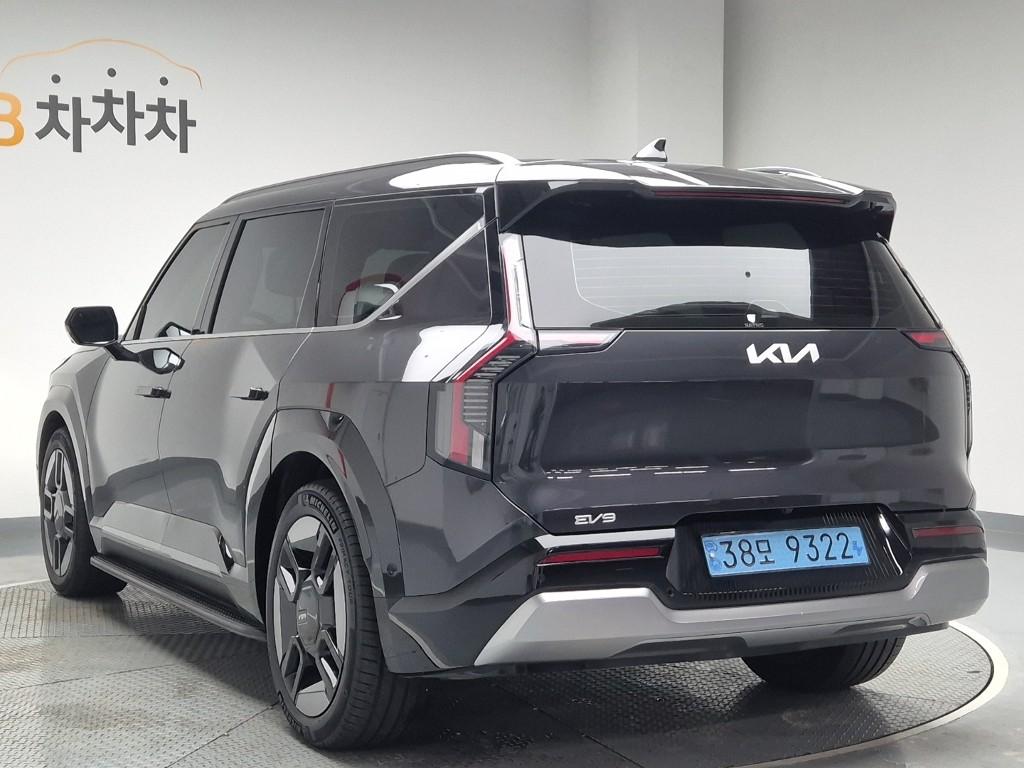2024 KIA EV9 