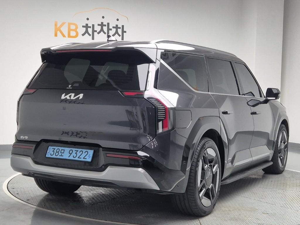 2024 KIA EV9 