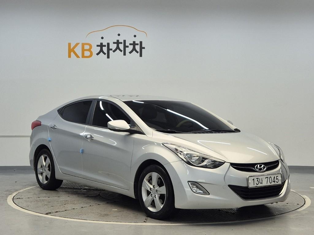 2011 HYUNDAI AVANTE MD 
