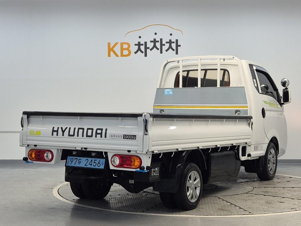 2023 HYUNDAI PORTER II ELECTRIC 