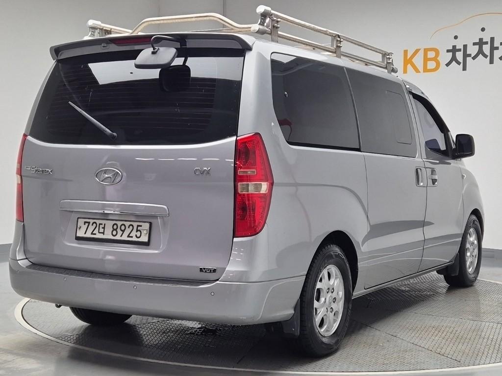 2012 HYUNDAI GRAND STAREX 