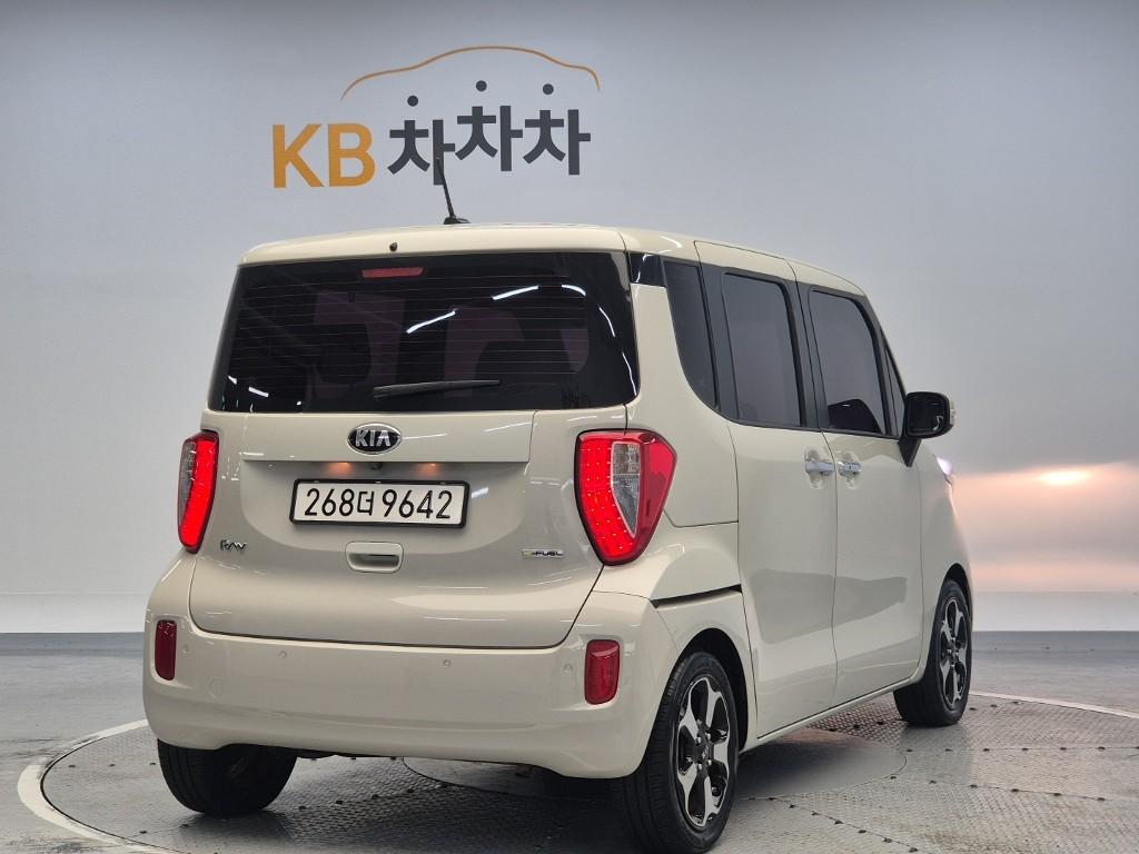 2016 KIA RAY 