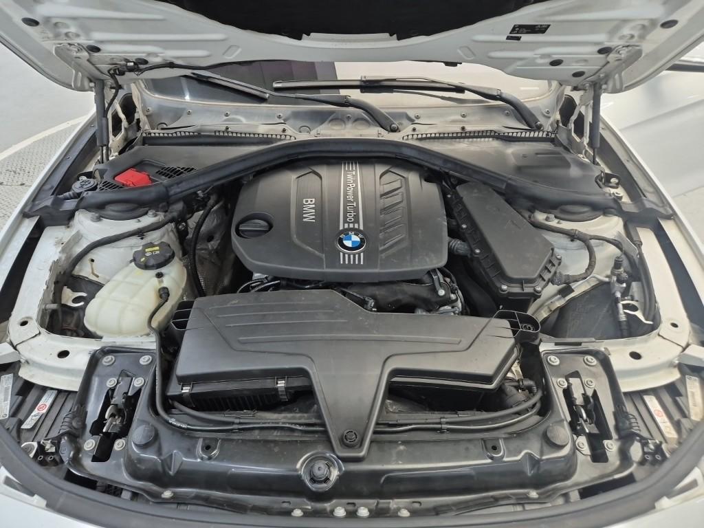 2015 BMW 3 Series (6Gen) 