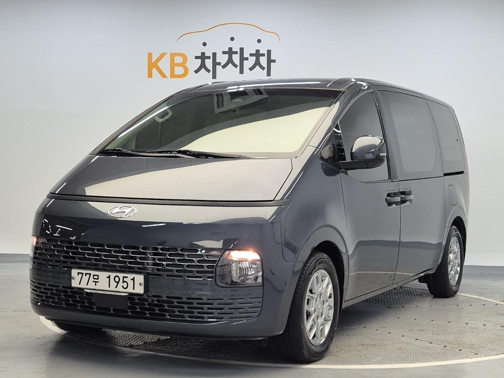 2022 HYUNDAI STARIA 