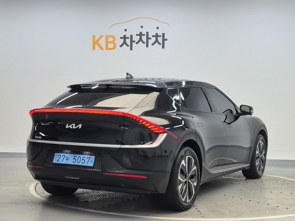 2022 KIA EV6 