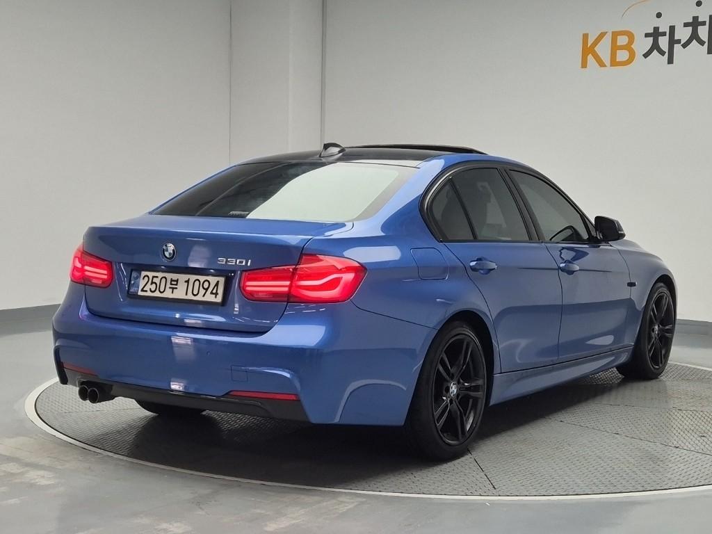 2017 BMW 3 Series (6Gen) 