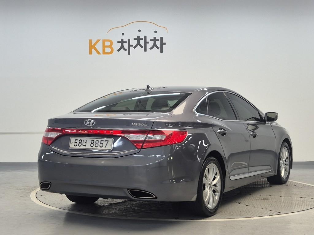 2011 HYUNDAI GRANDEUR HG 