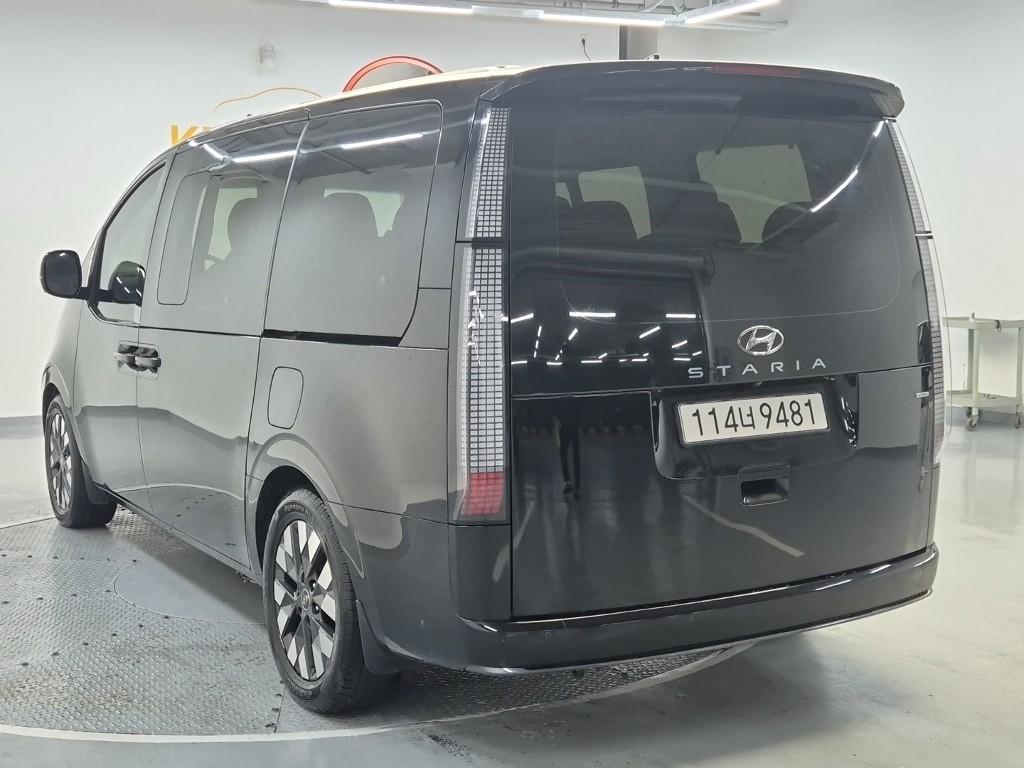 2023 HYUNDAI STARIA 