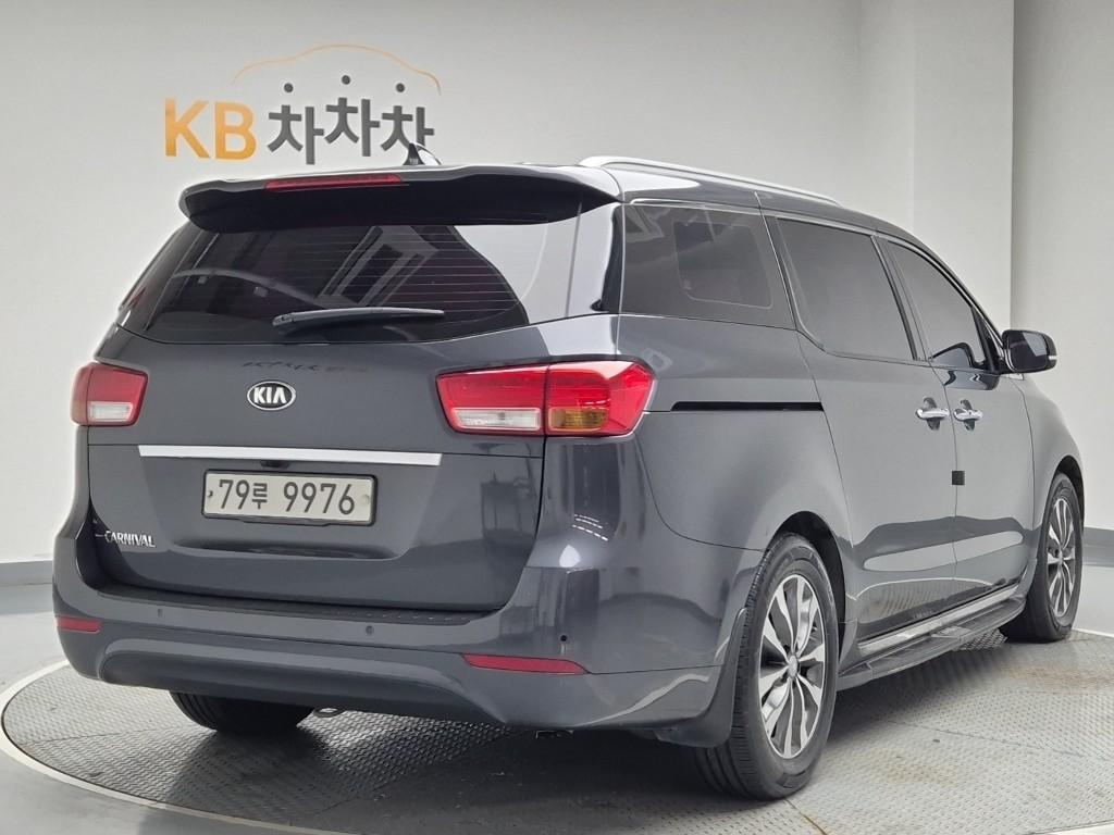2017 KIA ALL NEW CARNIVAL 