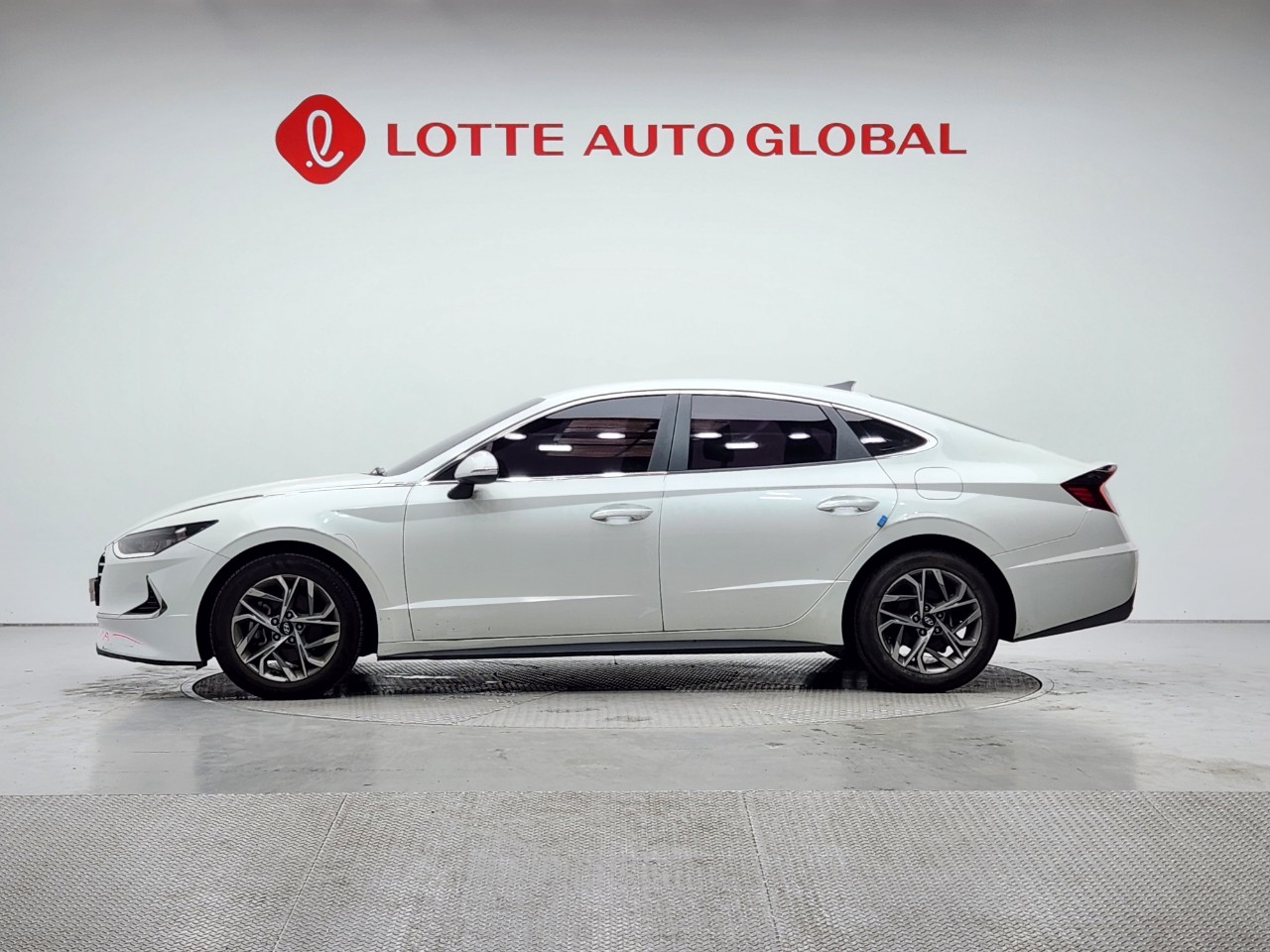 2021 HYUNDAI SONATA (DN8) G2.0 Premium