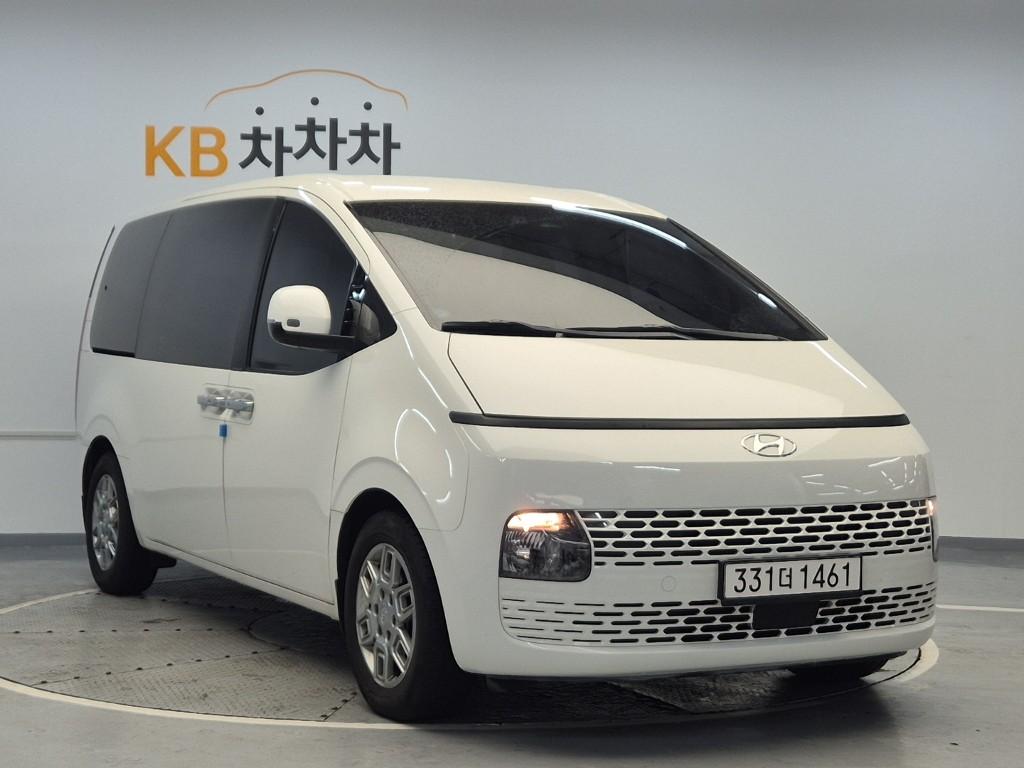 2022 HYUNDAI STARIA 