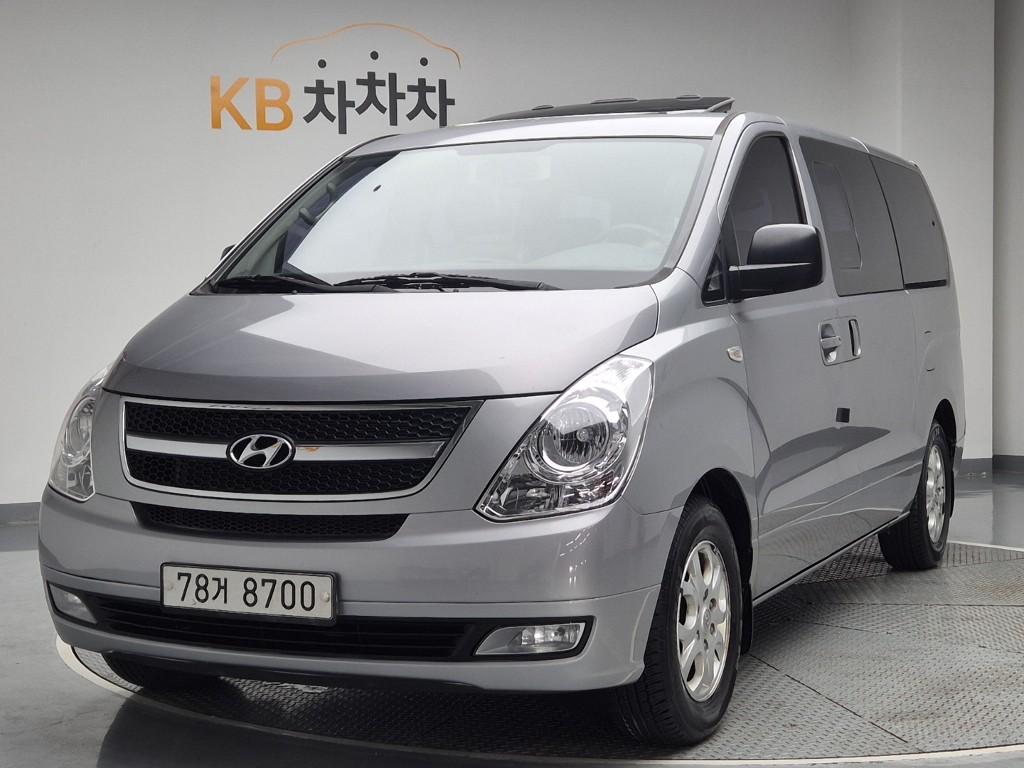 2012 HYUNDAI GRAND STAREX 