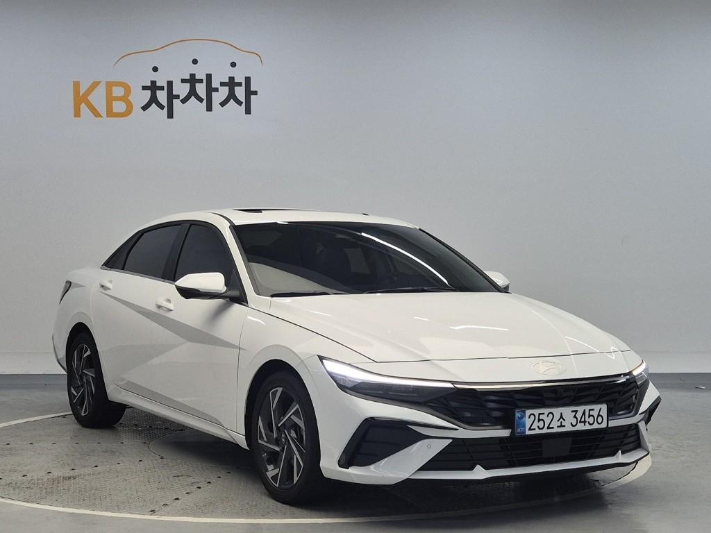 2024 HYUNDAI AVANTE (CN7) 