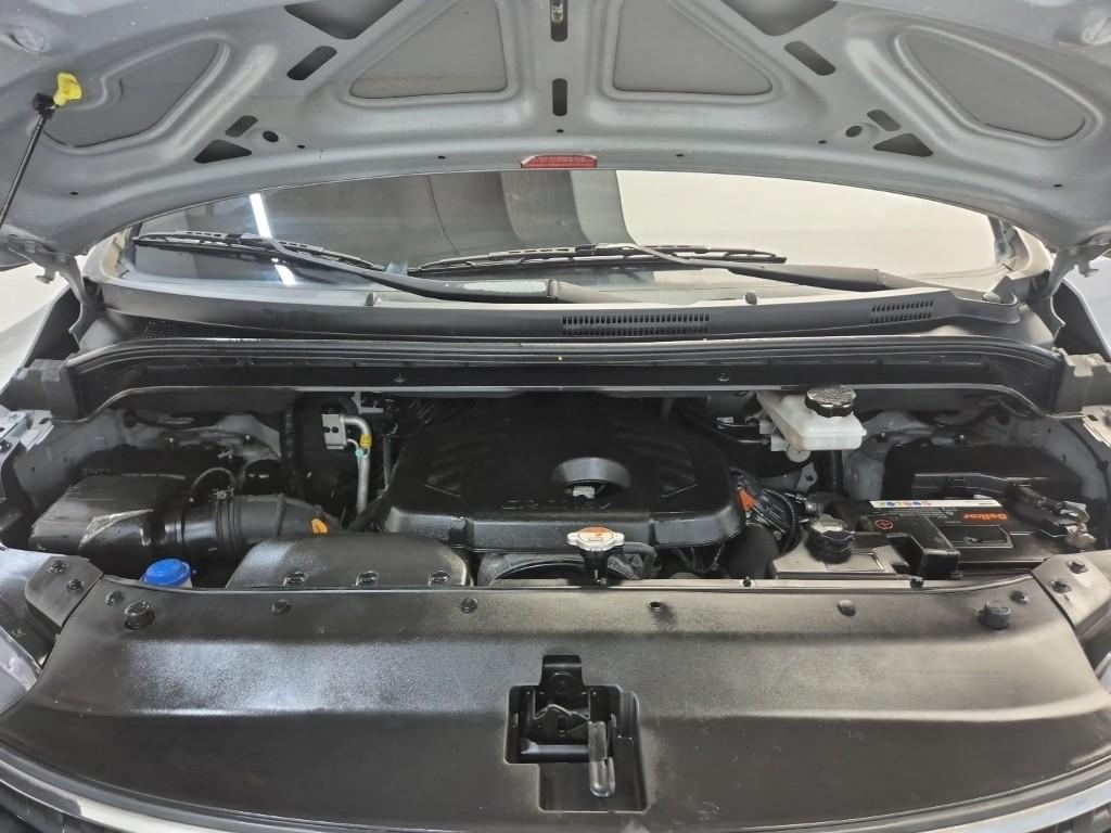 2019 HYUNDAI THE NEW GRAND STAREX 