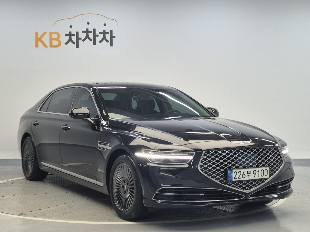 2021 GENESIS G90 