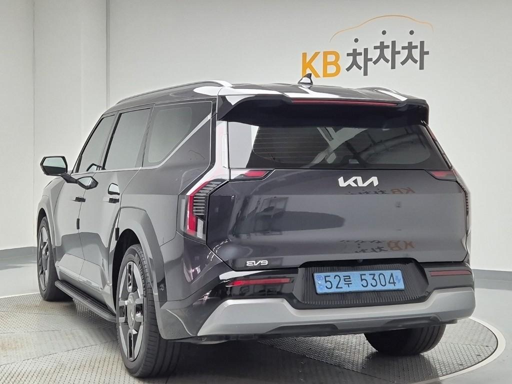 2024 KIA EV9 