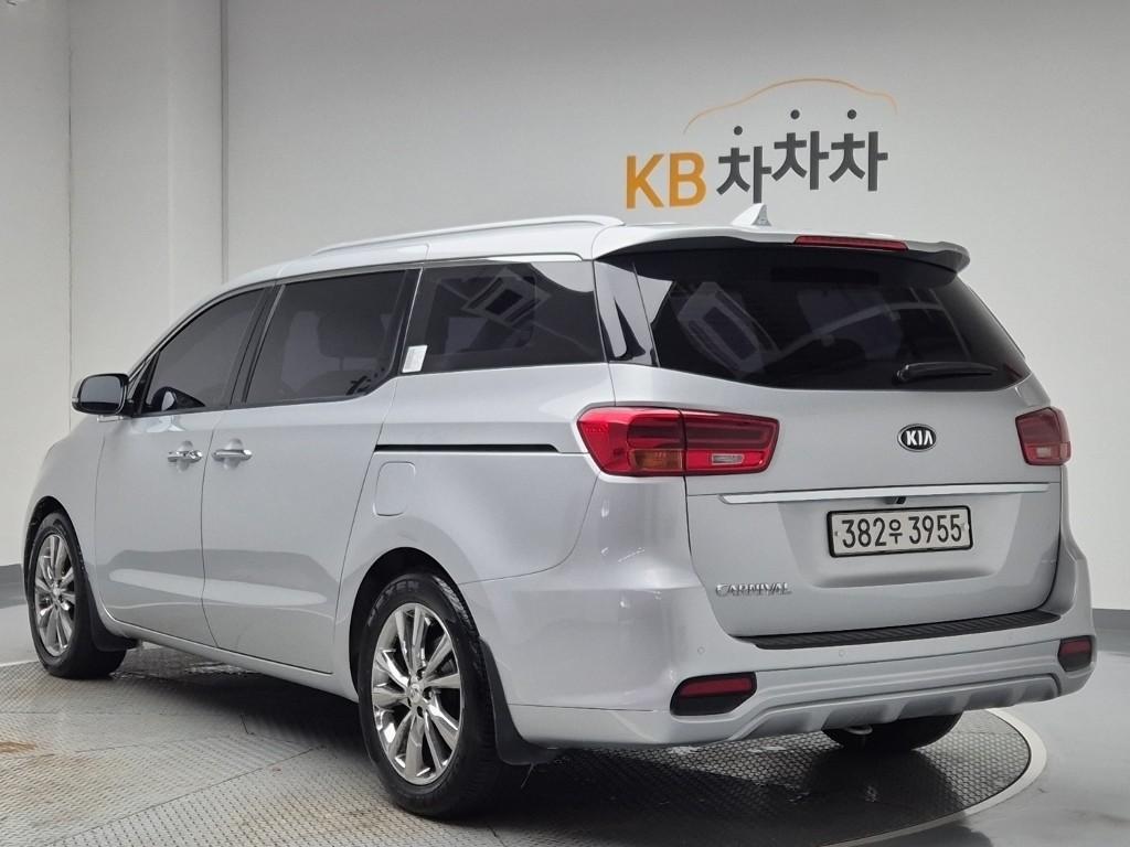 2019 KIA THE NEW CARNIVAL 