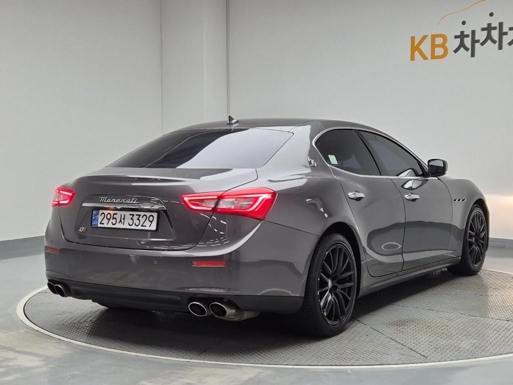 2015 MASERATI GHIBLI 