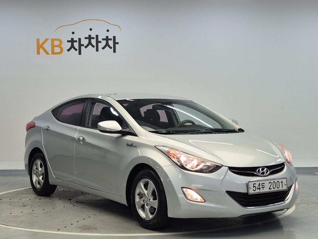 2012 HYUNDAI AVANTE MD 