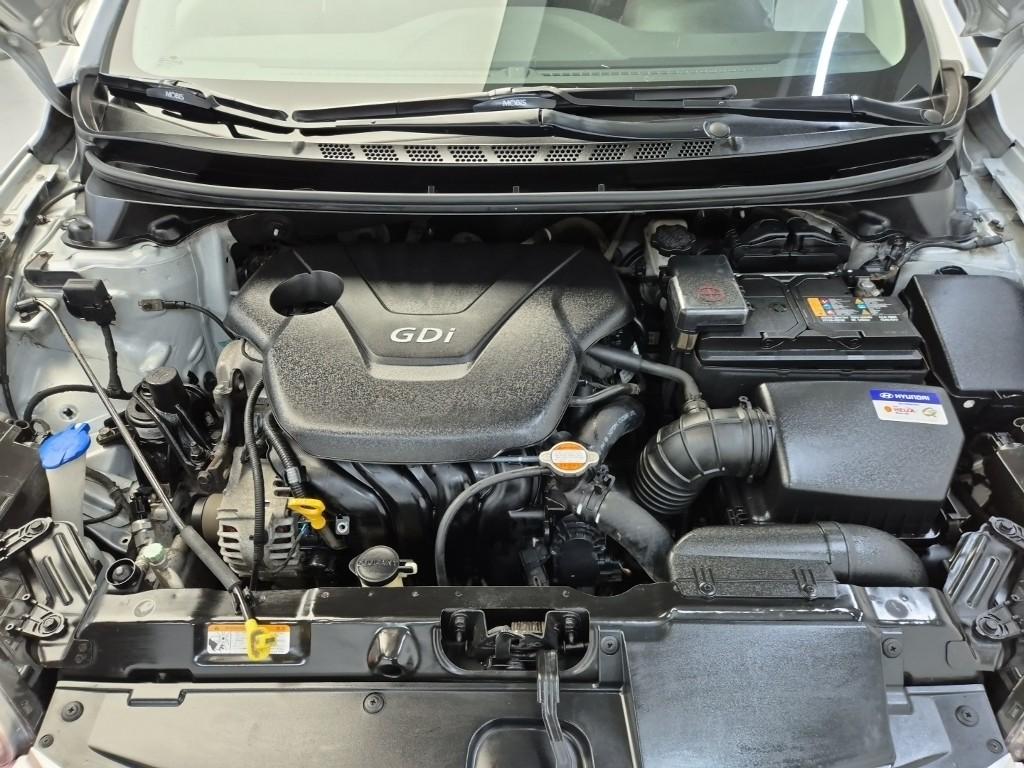 2012 HYUNDAI AVANTE MD 