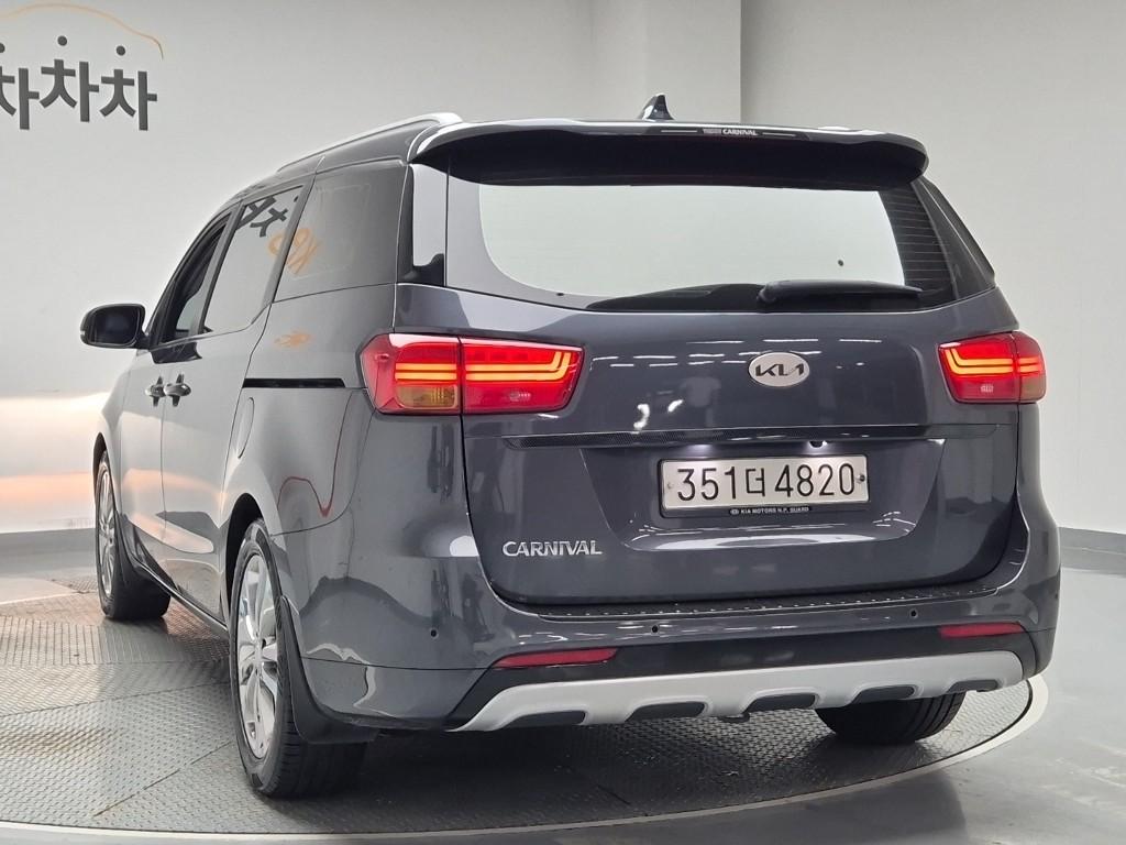 2016 KIA ALL NEW CARNIVAL 