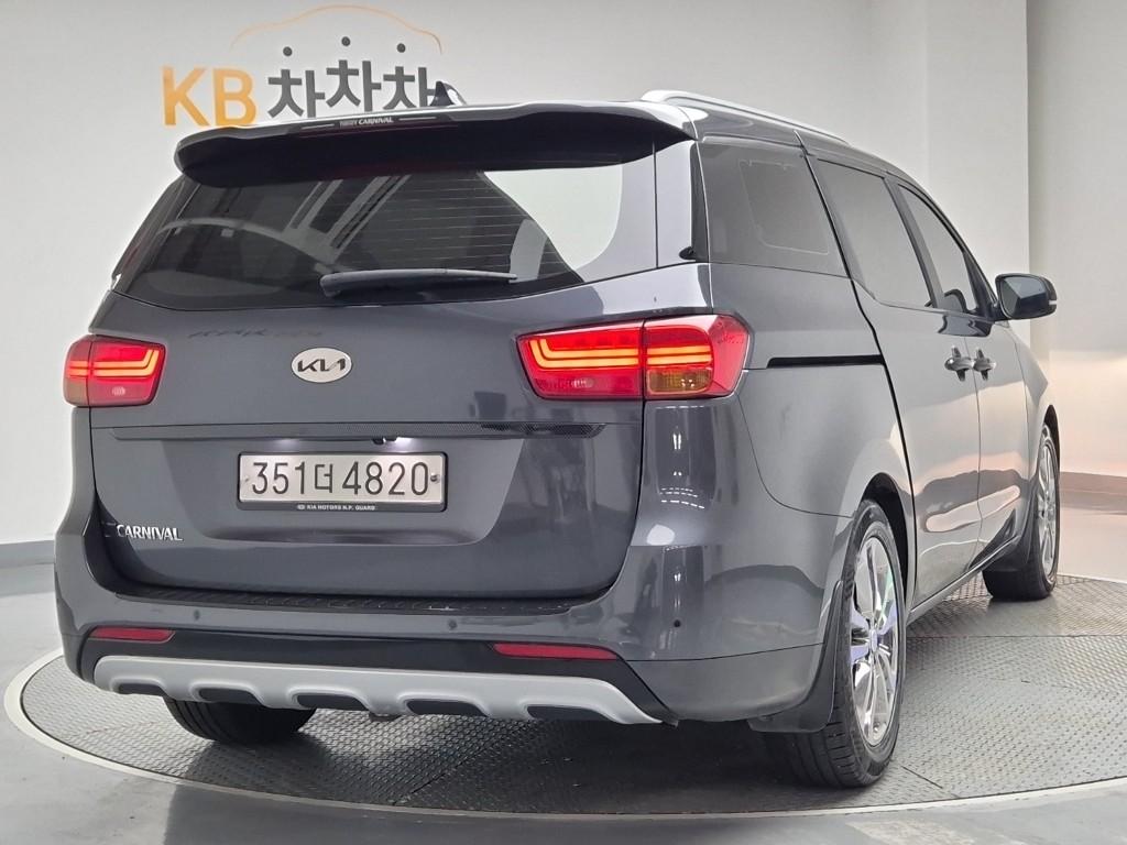 2016 KIA ALL NEW CARNIVAL 