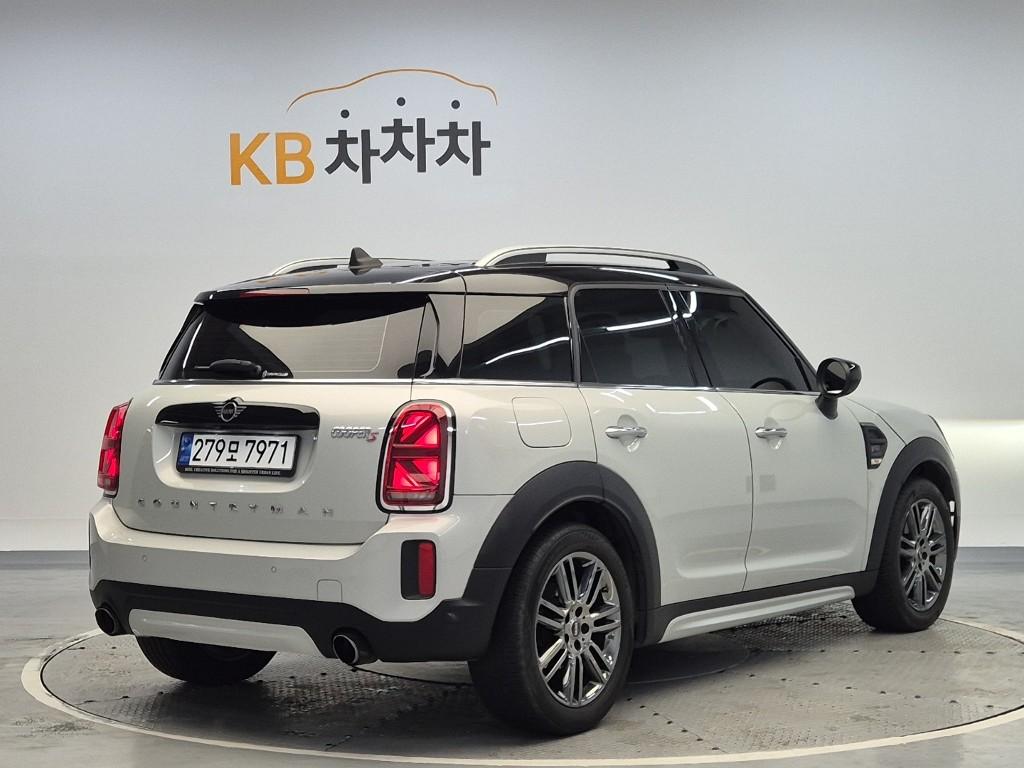 2021 MINI COUNTRYMAN 