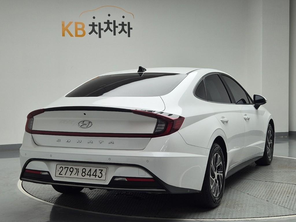 2022 HYUNDAI SONATA (DN8) HYBRID 