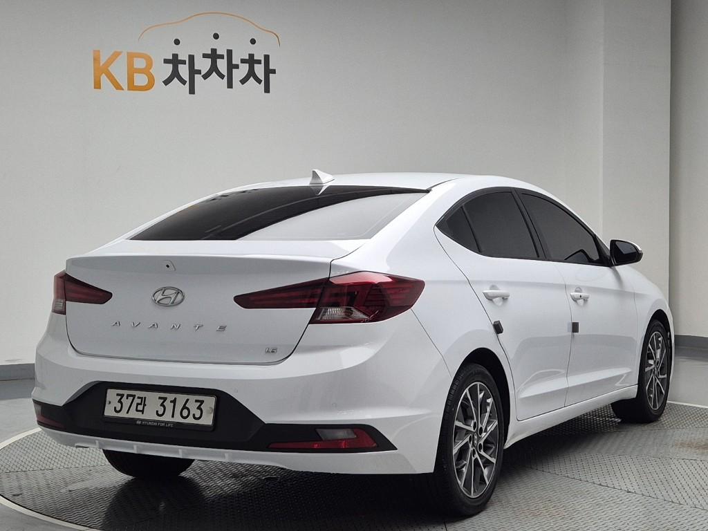 2019 HYUNDAI THE NEW AVANTE AD 