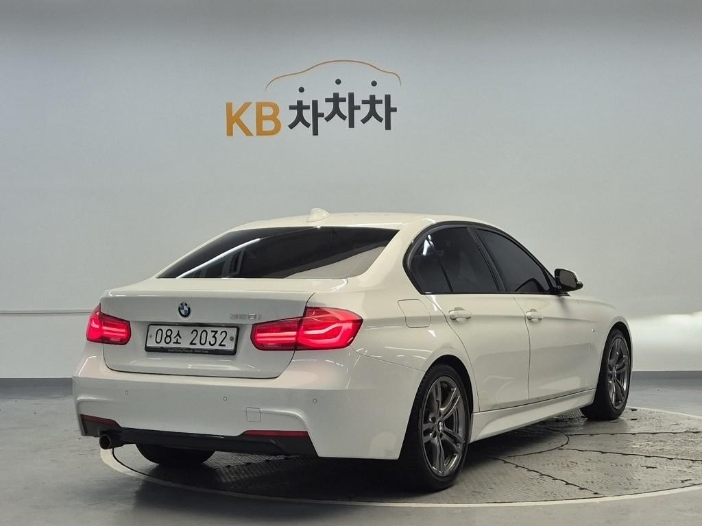 2018 BMW 3 Series (6Gen) 