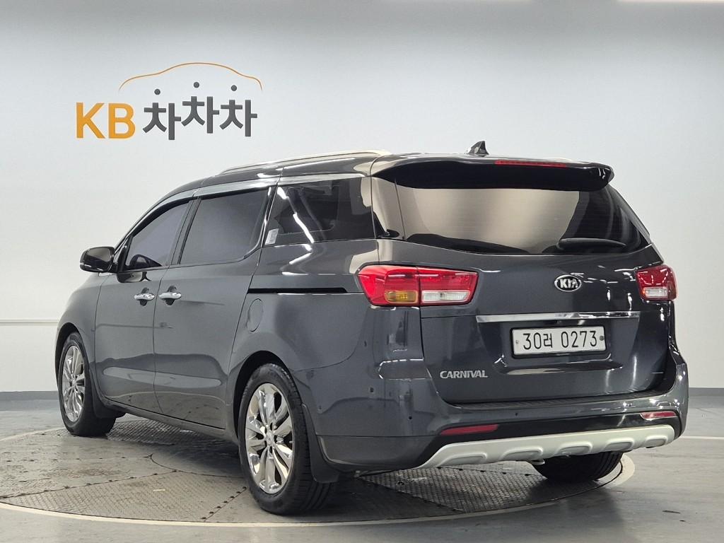 2017 KIA ALL NEW CARNIVAL 