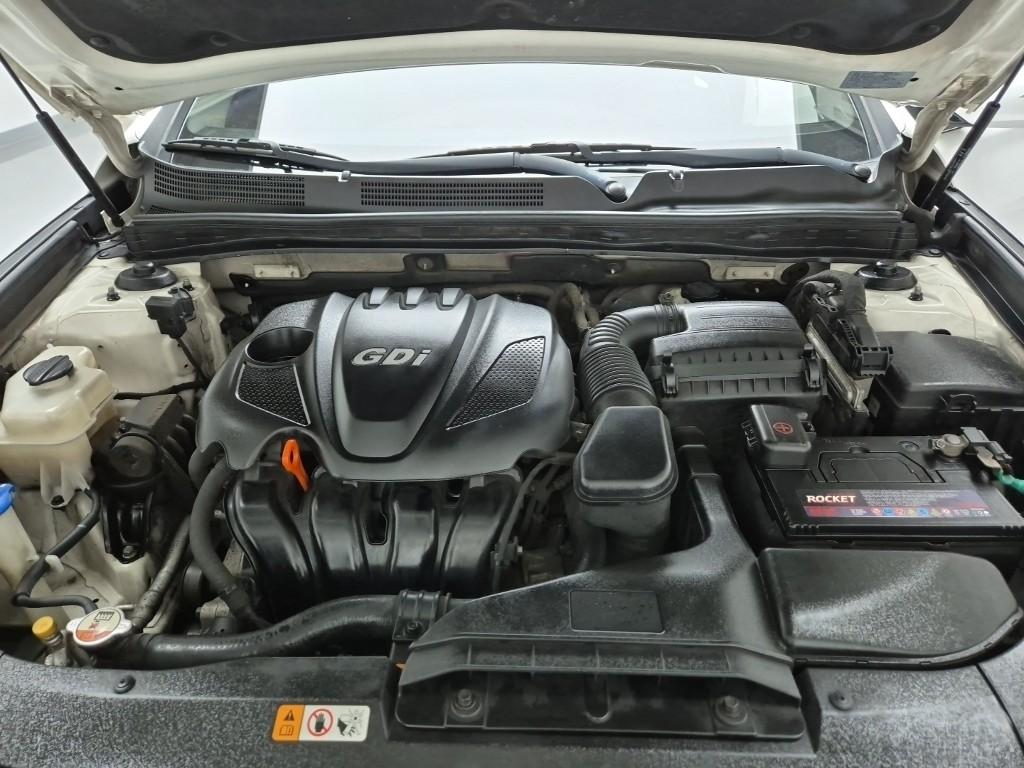 2011 HYUNDAI GRANDEUR HG 