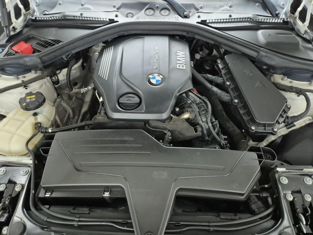 2017 BMW 3 Series (6Gen) 