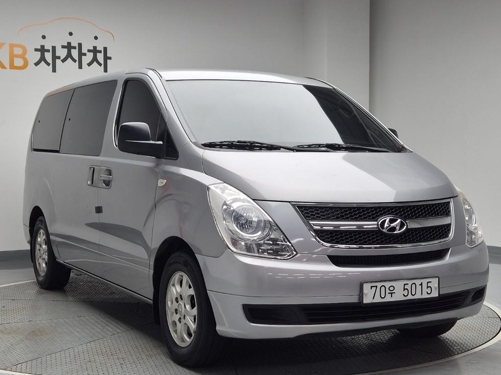 2012 HYUNDAI GRAND STAREX 