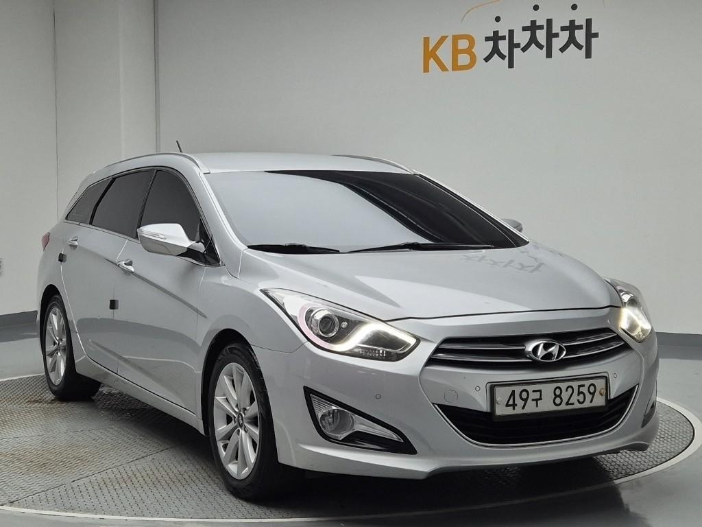2013 HYUNDAI i40 