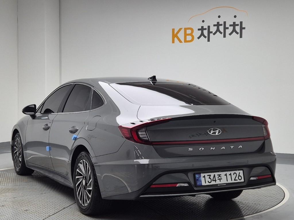 2021 HYUNDAI SONATA (DN8) HYBRID 