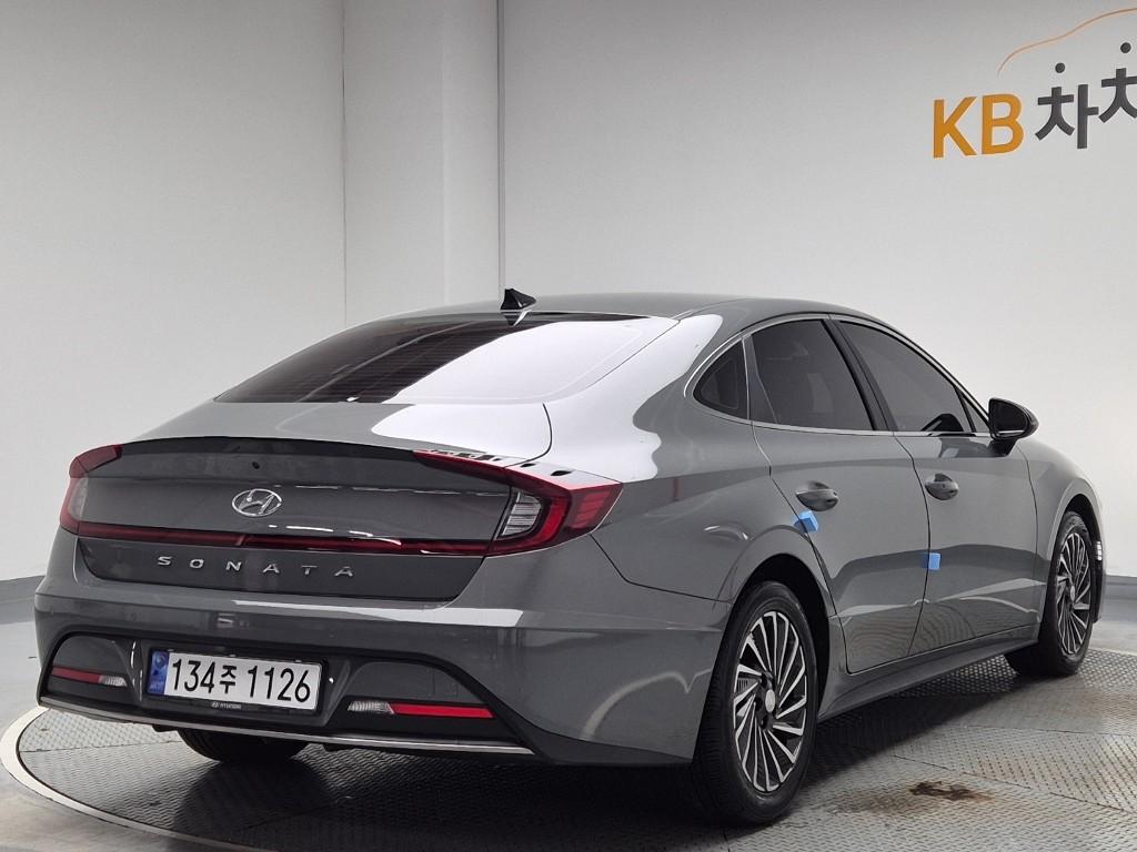 2021 HYUNDAI SONATA (DN8) HYBRID 