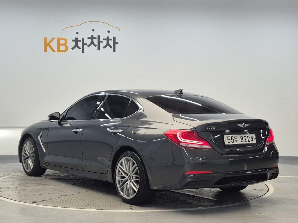 2019 GENESIS G70 