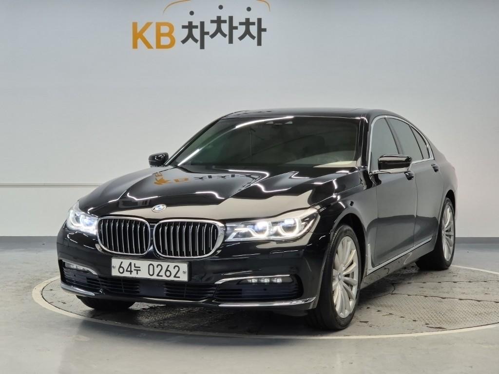 2016 BMW 7 SERIES (6Gen) 