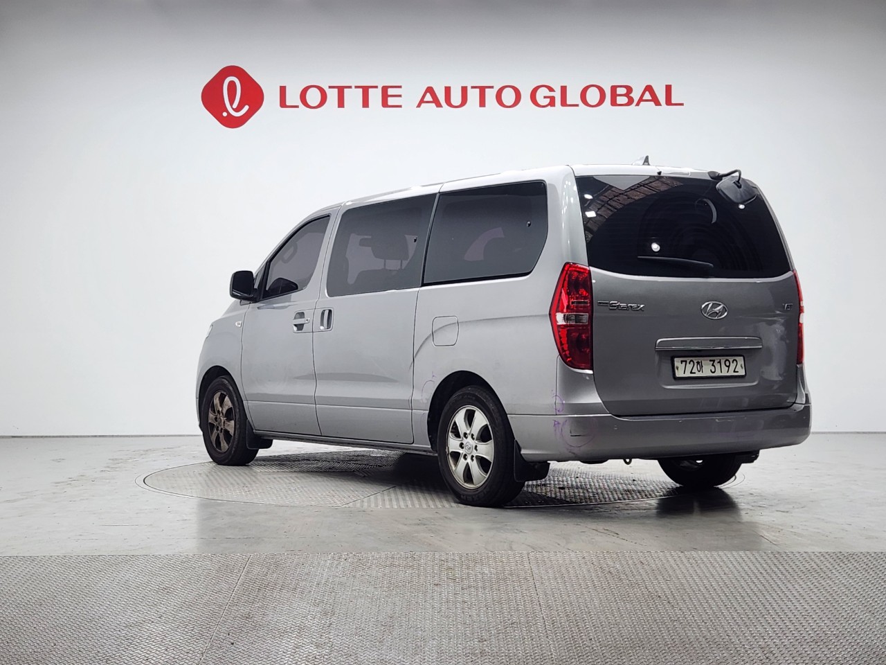 2019 HYUNDAI THE NEW GRAND STAREX 12seat Diesel Smart