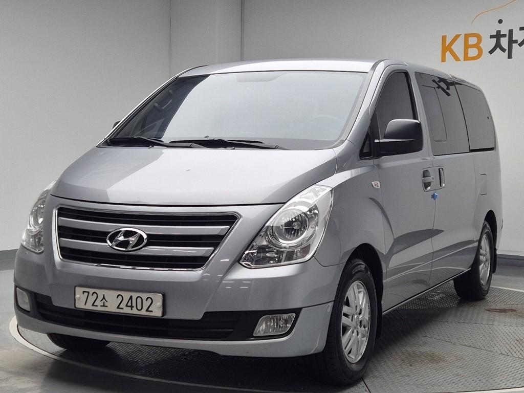 2018 HYUNDAI GRAND STAREX 