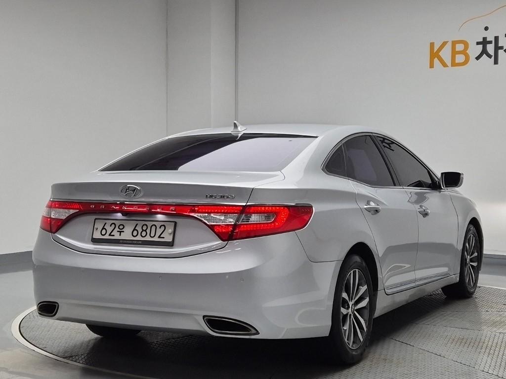 2012 HYUNDAI GRANDEUR HG 
