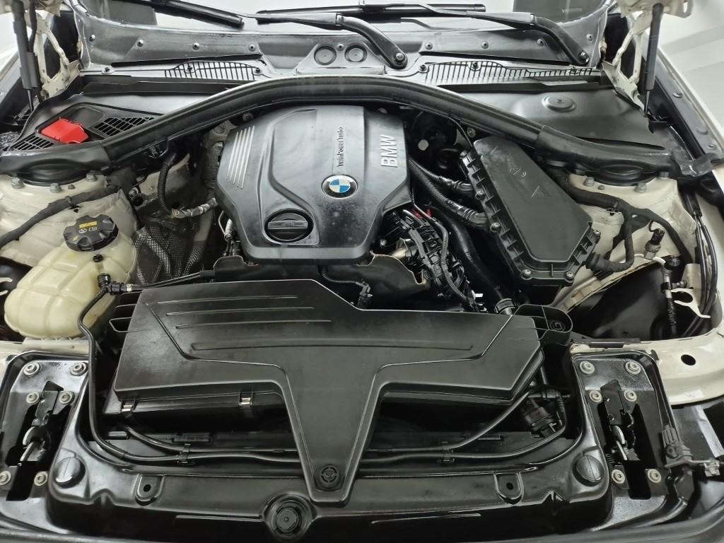 2016 BMW 1 Series (2Gen) 